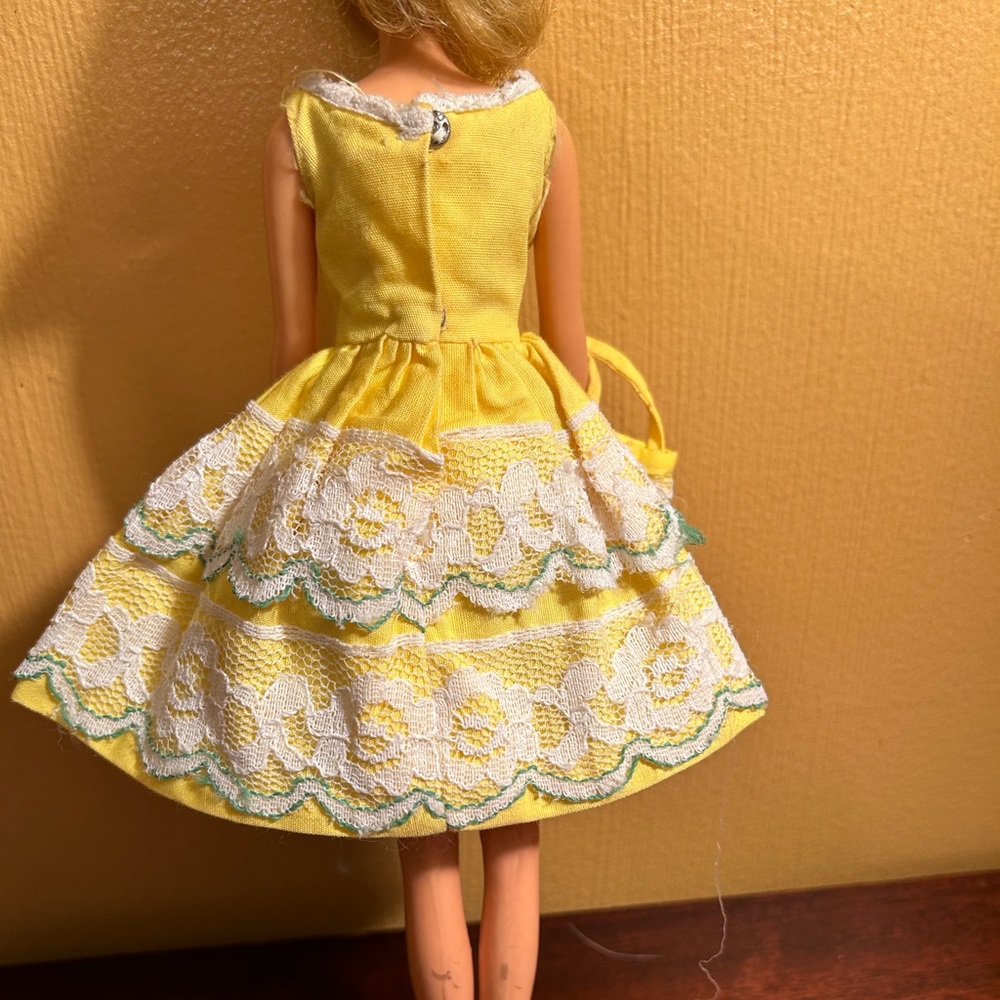 Vintage BARBIE outfit. Made for Francie Doll 1965 #1254 Fresh As A Daisy Outfit - Picture 8 of 8